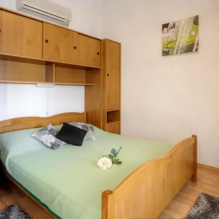 In Mit Eigenem Balkon By Interhome Baška