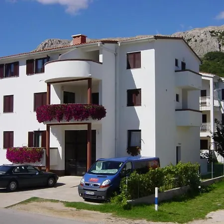 In Mit Eigenem Balkon By Interhome Apartman *