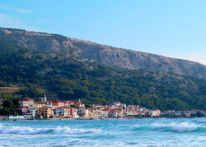 In Mit Eigenem Balkon By Interhome Apartament