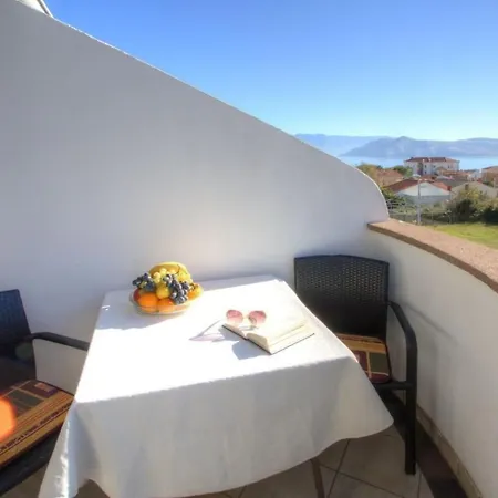 Apartmán In Mit Eigenem Balkon By Interhome