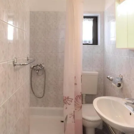 In Mit Eigenem Balkon By Interhome Apartmán